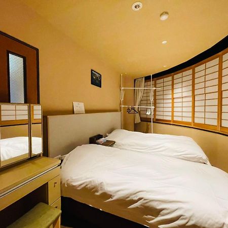 東瀛stays 6階 ゆったり庭付きワンフロア部屋 Osaka Buitenkant foto