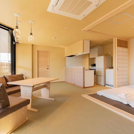 東瀛stays 6階 ゆったり庭付きワンフロア部屋 Osaka Buitenkant foto