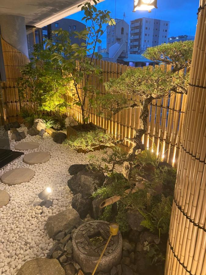 東瀛stays 6階 ゆったり庭付きワンフロア部屋 Osaka Buitenkant foto
